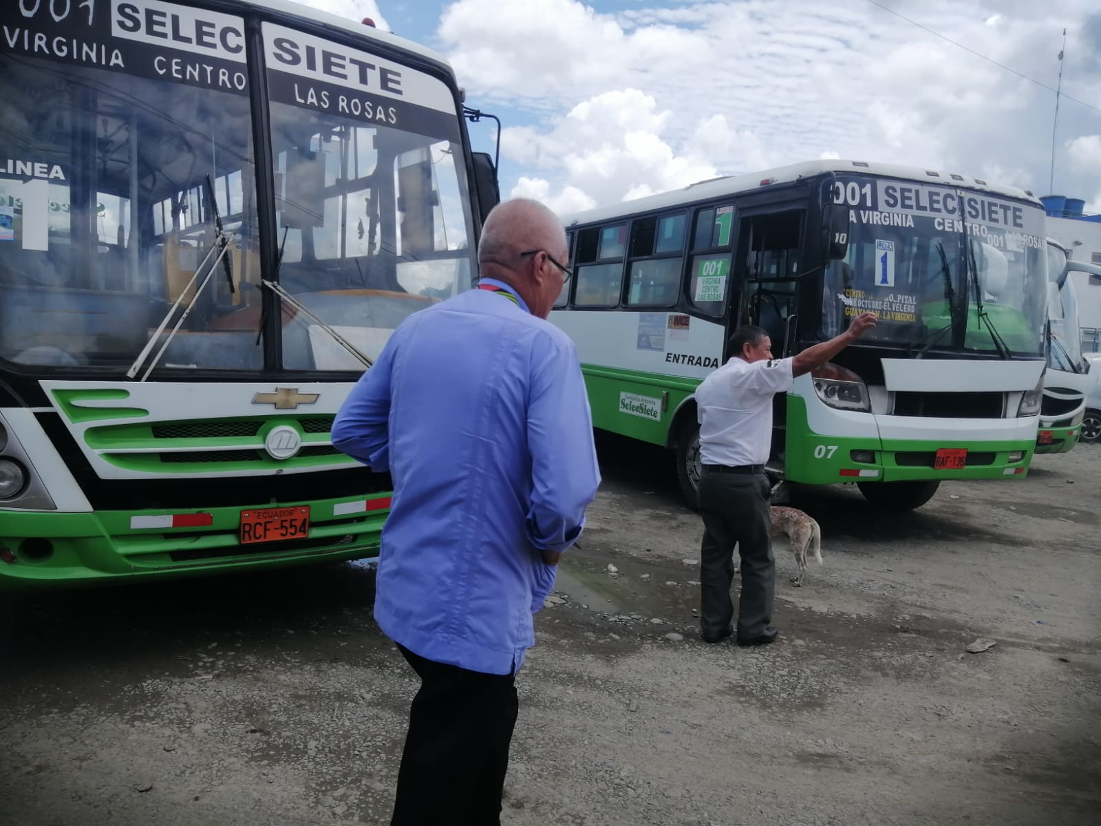 Buses acortan distancias en sectores apartados