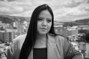 Karol Noroña, periodista de GK, tuvo que abandonar el país tras amenazas de muerte