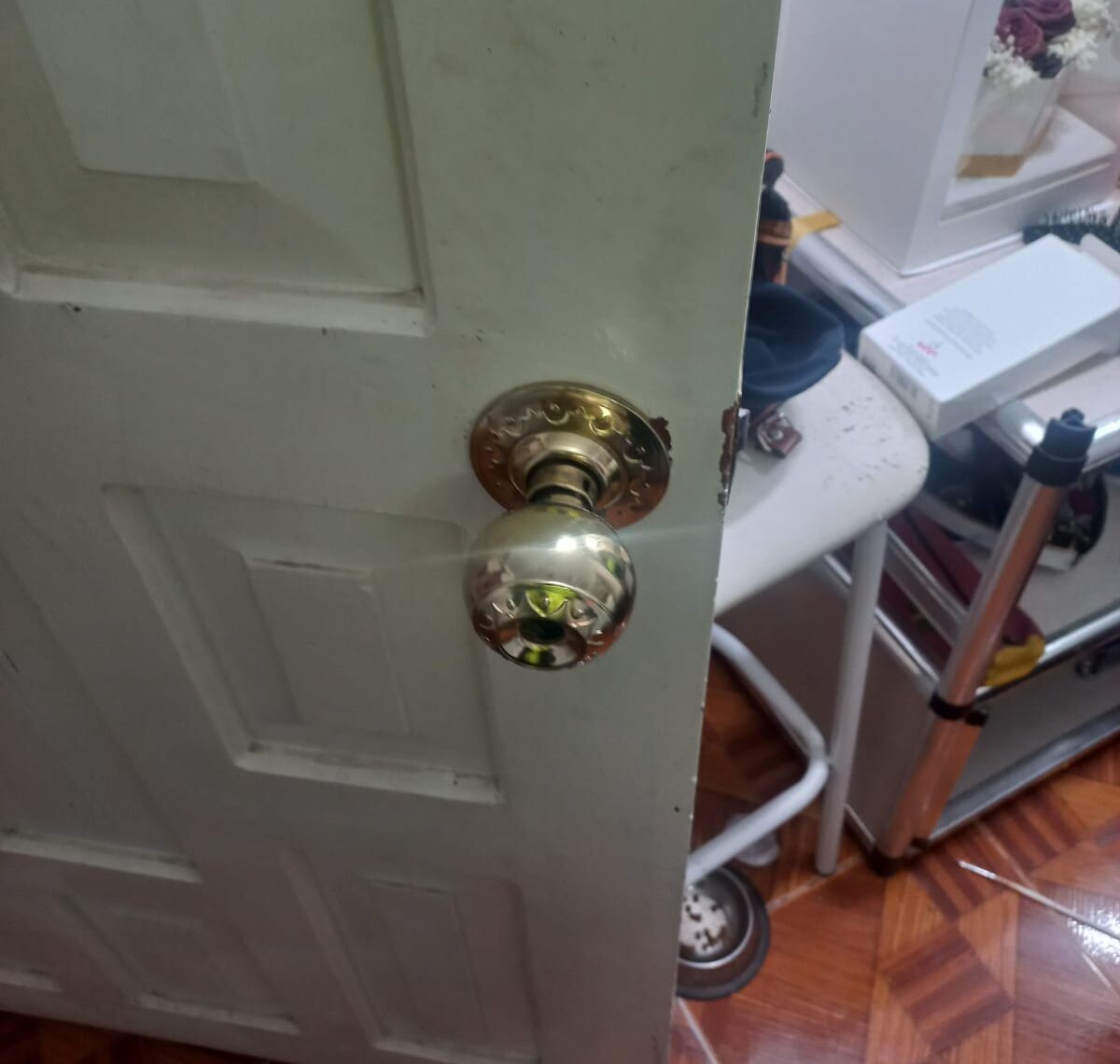 Le robaron su casa al sur de Ambato mientras trabajaba