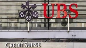 El banco UBS habría propuesto 1.000 millones de dólares por el Credit Suisse