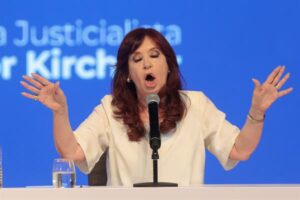 FMI, dolarización y Milei, protagonistas del discurso de Cristina Fernández