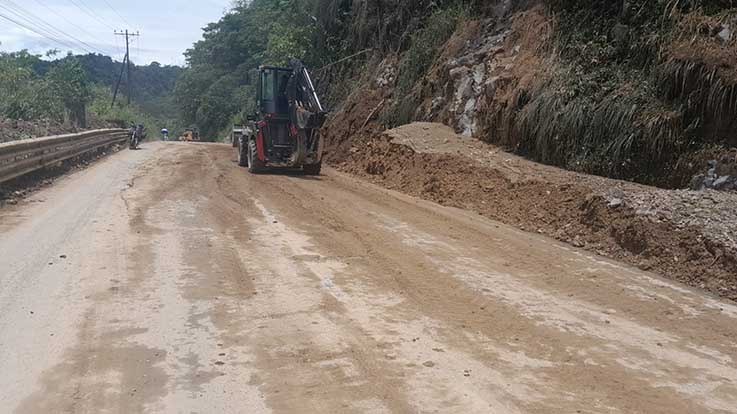 Deslizamientos de tierra en la Alóag-Santo Domingo