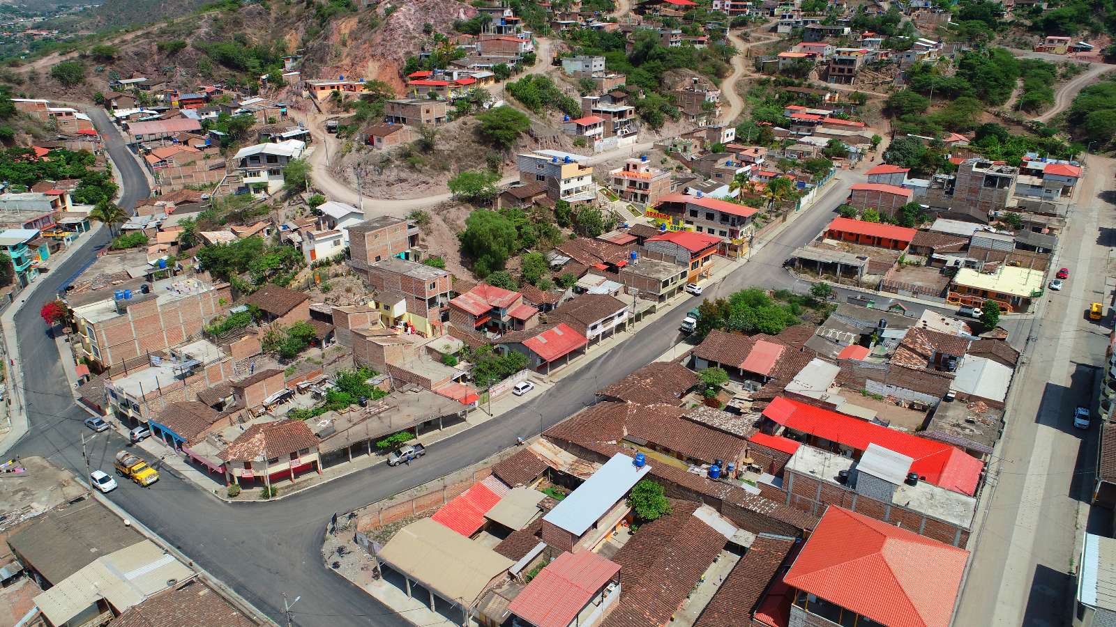 El barrio Paraíso del Valle cuenta con calles asfaltadas y escalinata
