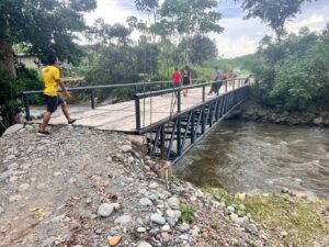 Sector rural ya tiene el puente sobre el río Mache