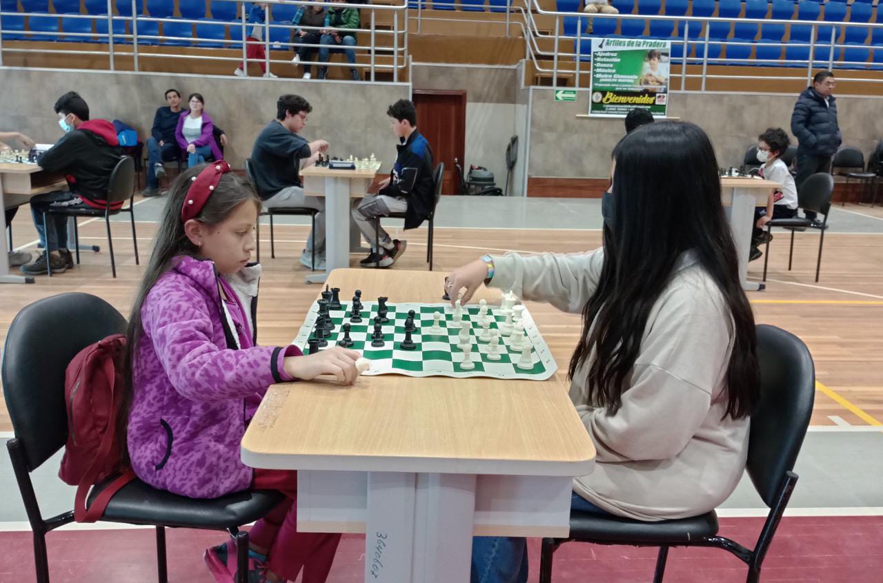 María Paz Chamba juega ajedrez desde los 5 años.