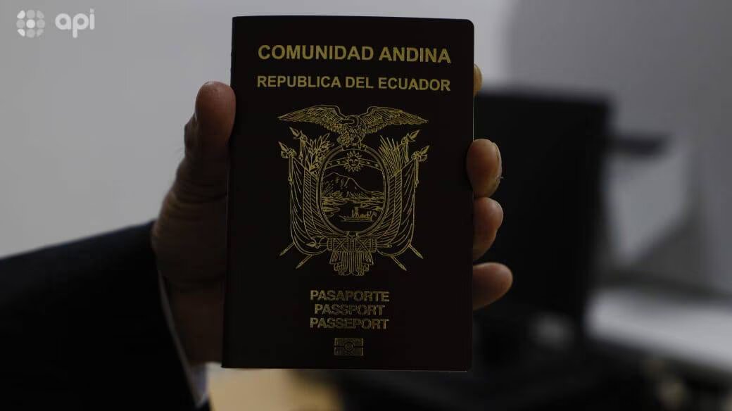 El pasaporte ecuatoriano está entre los más débiles de América Latina