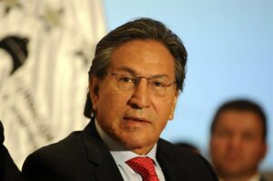 Alejandro Toledo pide que le devuelvan el millón de dólares de su fianza tras entregarse para su extradición