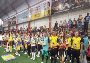 Unitaxis inaugura campeonato interno