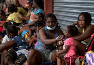 Comité de la ONU pide el fin de las deportaciones de haitianos en América