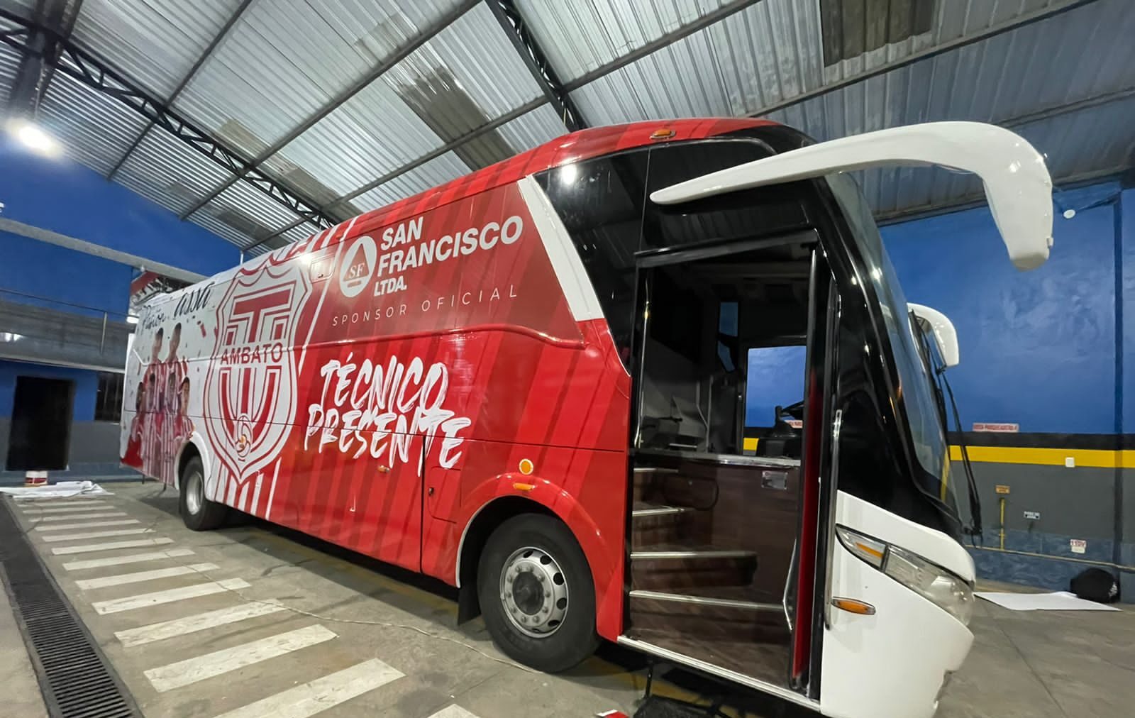 Técnico Universitario tendrá su bus propio
