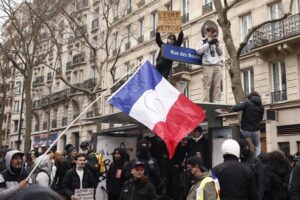 Francia entra en una semana decisiva para la crisis política por la reforma de las pensiones