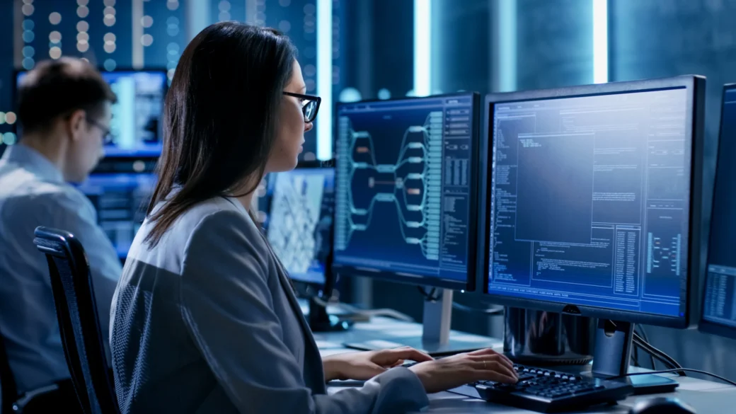 Profesionales de tecnología y sistemas son los que mayor salario pretenden en Ecuador