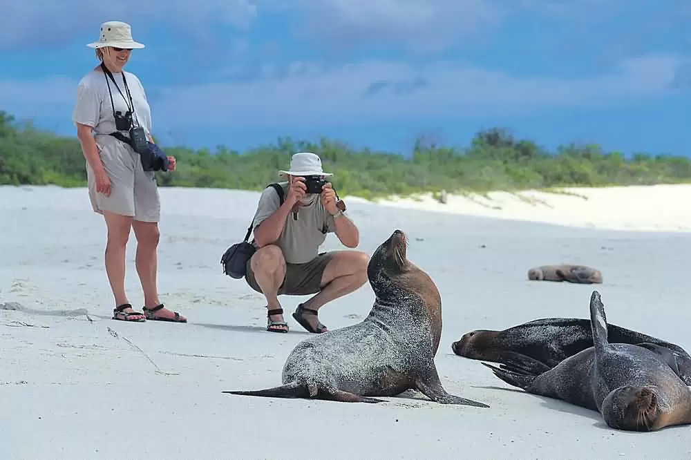 Cifra récord de turistas llegó a las Islas Galápagos durante primer trimestre de 2023