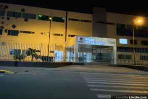 Especialistas dejan hospital de Esmeraldas