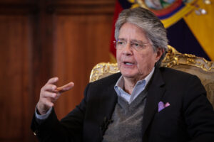 A Ecuador le faltarán $5.000 millones para cubrir su gasto público