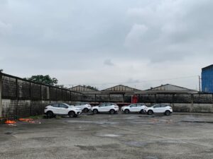 15 vehículos nuevos son robados de una bodega en Guayaquil
