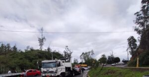 Cinco personas heridas y ocho vehículos afectados, tras accidentes en la avenida Simón Bolívar