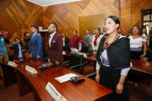 Más de la mitad de concejales en  Ambato cuenta con títulos universitarios