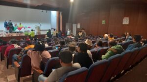 Policía inicia conferencias para evitar extorsiones en Ambato