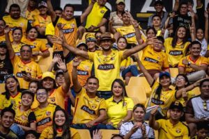 Llegada de Barcelona a Loja genera un gran movimiento y expectativa de los hinchas