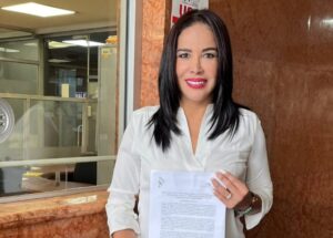 Partido Social Cristiano “expulsa” de la bancada a Elina Narváez