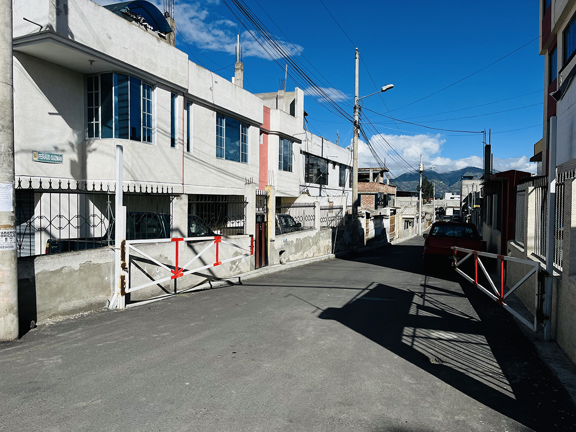 La calle Feraud Guzmán, ubicada al sur de la ciudad, fue intervenida en el contrato ‘Colectoras III’.