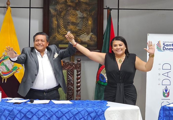 DIGNIDAD. Wilson Erazo y Clara Hinojosa son las autoridades principales del cantón.