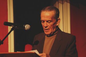 Homenaje al poeta lojano Alfredo Jaramillo Andrade