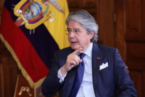 Mayoría de oposición decide hoy la suerte de Guillermo Lasso