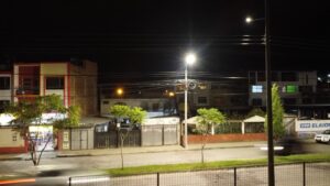 Se implementan 150 luminarias para fortalecer seguridad ciudadana en Loja
