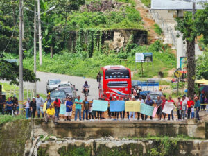 Sector turístico y productivo afectado por la falta del puente sobre el río Blanco