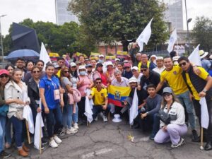 Autoridades dejaron sus oficinas para  viajar a Quito a apoyar al Presidente