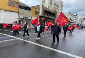 Trabajadores conmemoran su día con una marcha