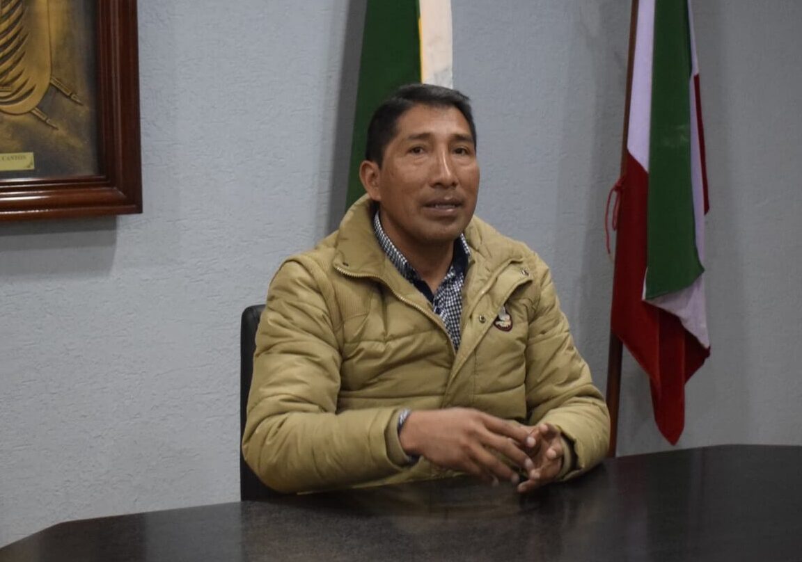 Exalcalde de Píllaro vinculado en presunta venta de puestos