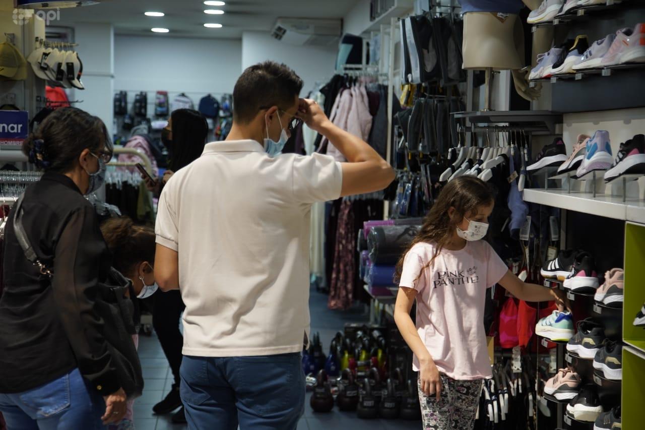 Las ventas crecieron 5% hasta marzo de 2023