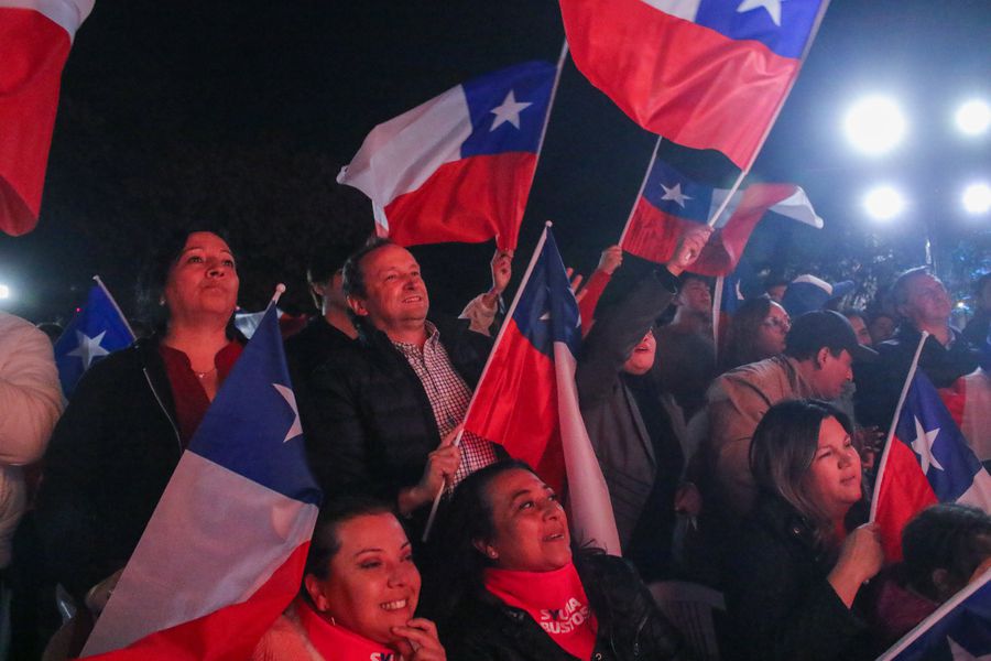 Derecha obtiene 33 de los 50 puestos de consejeros constitucionales en Chile