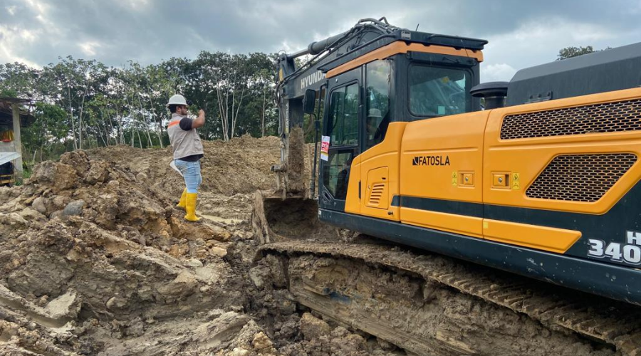 RECURSOS. La minería ilegal es uno de los problemas que enfrenta la economía ecuatoriana.