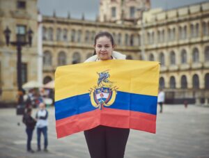 Crean 32 nuevas versiones del escudo nacional de Colombia por el día mundial de las aves