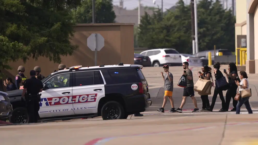 8 muertos en un tiroteo en Texas