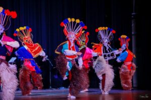 Disfruta del interescolar de danza folclórica en Ambato
