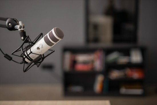Aprende locución y ventas con un curso gratuito