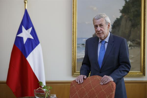 Transición. El canciller de Chile, Alberto van Klaveren, confirmó que su país asumirá el mando provisionalmente.