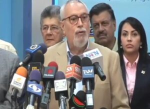 “Los acuerdos amplios son la clave para superar la crisis en el sistema de partidos políticos”: Ramón Guillermo Aveledo