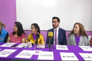Mujeres inician demanda en contra del Alcalde por incumplir la paridad de género