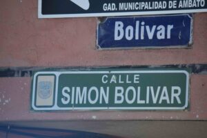 Nombres de las calles de Ambato no tienen tildes