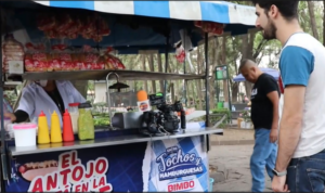 Una guía con inteligencia artificial impulsa a los puestos callejeros de comida de México