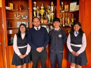 Colegio Beatriz Cueva de Ayora destaca en concursos estudiantiles