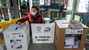 Oferta electoral de los partidos está desconectada de los ideales de la Izquierda en Ecuador
