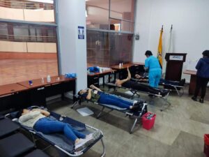 Campaña masiva de donación de sangre en Ambato