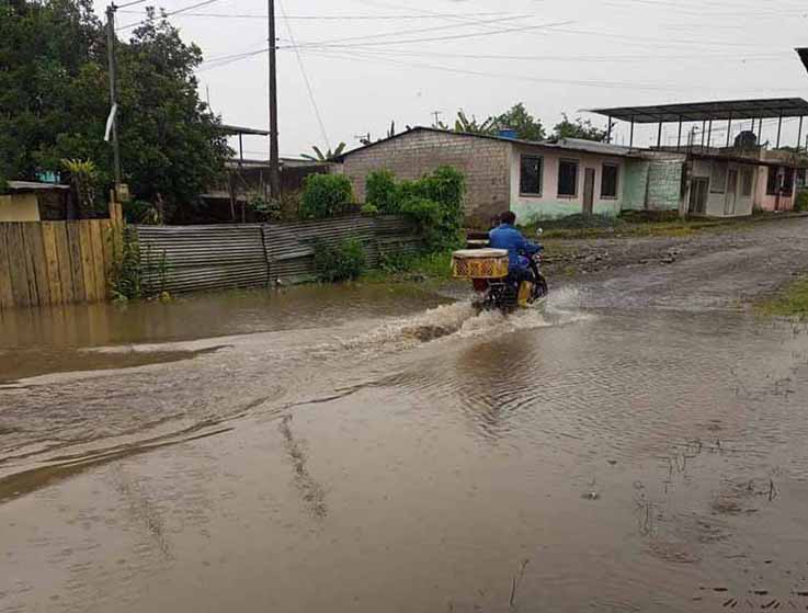 Lluvias dejan 38 emergencias en Santo Domingo